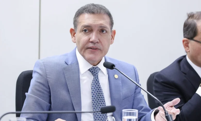 Nunes Marques impõe novas regras para transporte de indígenas no segundo turno