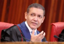 Nunes Marques ordena investigação sobre canal Exército do Lula no Whatsapp