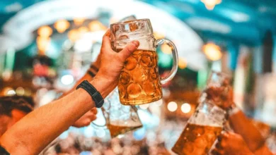 Oktoberfest em Goiânia traz tradição alemã com chope e gastronomia típica