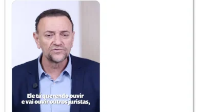 Oposição reage a proposta de Flávio Bolsonaro sobre mudanças na Constituição