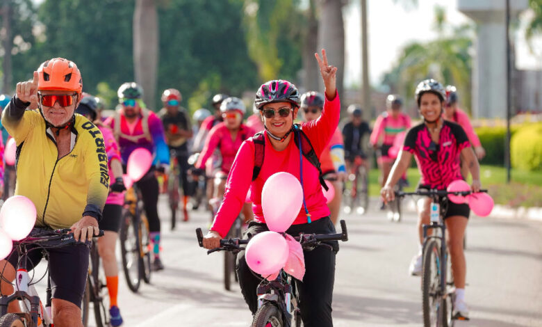 Pedal Azul e Rosa reúne ciclistas em prol da saúde e solidariedade