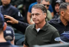 PGR sinaliza aval para retomada de visitas de Flávio Bolsonaro ao pai