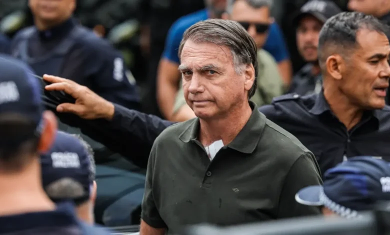 PGR sinaliza aval para retomada de visitas de Flávio Bolsonaro ao pai