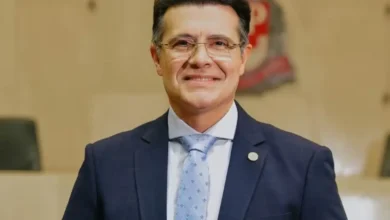 Político e cantor Marcelo Aguiar é preso após tiros em boate