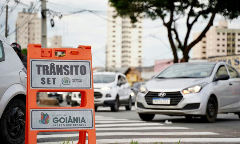 Prefeitura de Goiânia altera trânsito no entorno de cemitérios para o Dia de Finados