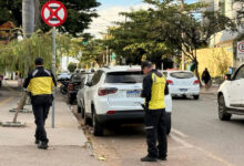 Prefeitura de Goiânia amplia cerco contra veículos estacionados em locais proibidos