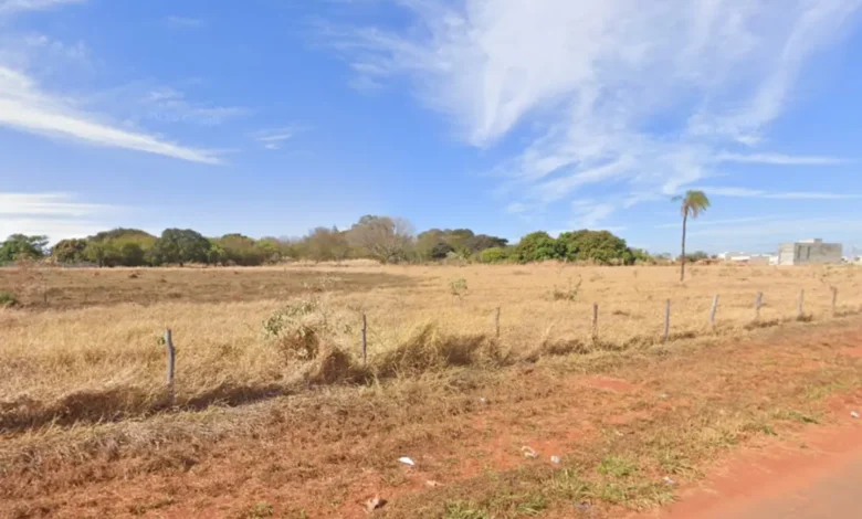 Prefeitura retoma terreno no Residencial Antônio Barbosa após pressão popular