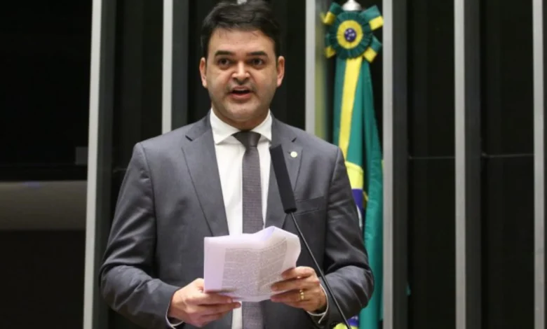 Projeto busca incluir representantes comerciais em linhas de crédito para veículos
