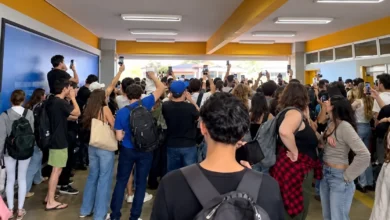 Protestos e gritos de ladrão marcam confronto político na PUC Goiás