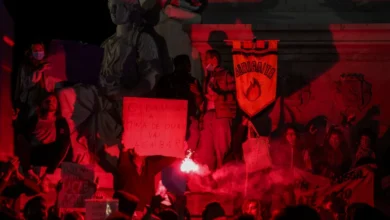 Protestos em Portugal reúnem milhares após operação policial contra acampamentos por moradia