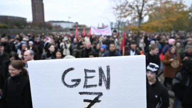 Protestos juvenis tomam ruas europeias contra custo de vida e políticas públicas