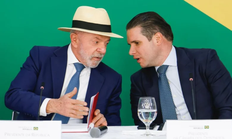 PT prepara apoio formal à reeleição de Hugo Motta na Câmara
