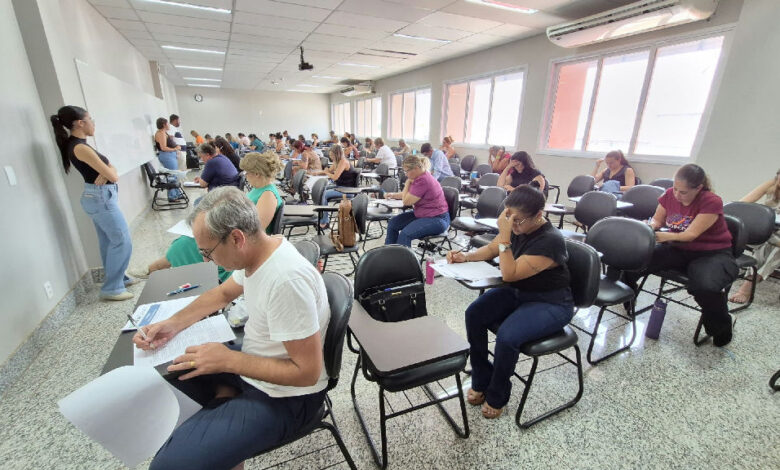 Rede municipal de ensino aplica prova para selecionar novos Gestores Escolares