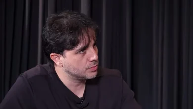 Renan Santos descarta risco de golpe e aponta perfil conciliador de Flávio Bolsonaro