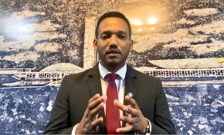 Rick Azevedo aponta resistência de Flávio Bolsonaro ao fim da escala 6x1