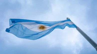 Risco-país da Argentina dispara e atinge o maior patamar em um ano