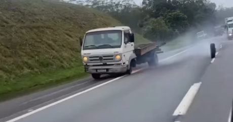 Roda de caminhão se desprende no Rodoanel após alerta de motorista em São Paulo