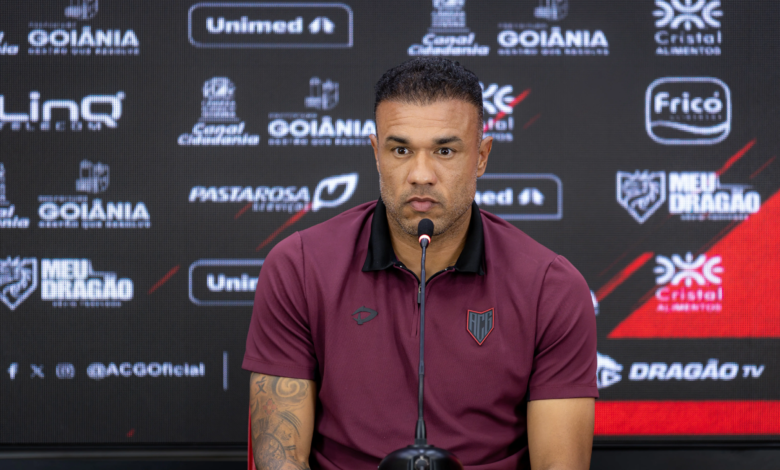 Roger Silva sai em defesa do elenco do Atlético e nega falta de vontade na Série B