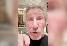 Roger Waters declara voto em Lula e critica Flávio Bolsonaro