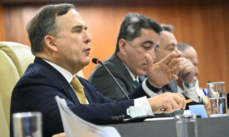 Sandro Mabel detalha investimentos milionários e equilíbrio fiscal na Câmara Municipal