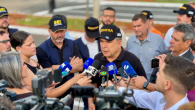 Sandro Mabel entrega readequação viária e substitui rotatória por semáforo no Parque Amazônia