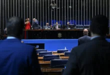 Senado aprova ampliação do teto do MEI e perdão de dívidas tributárias