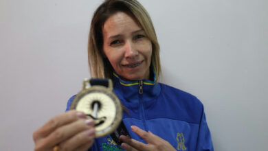 Servidora da Secretaria Municipal de Educação conquista ouro em Campeonato internacional de Esportes Aquáticos