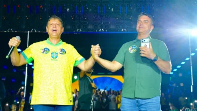 Tarcísio de Freitas revela conselho dado a Flávio Bolsonaro após derrota
