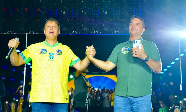 Tarcísio de Freitas revela conselho dado a Flávio Bolsonaro após derrota
