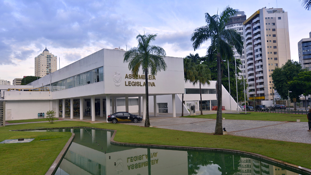 Tcm-go avalia proposta para instalar museu de urbanismo em antiga sede da Alego