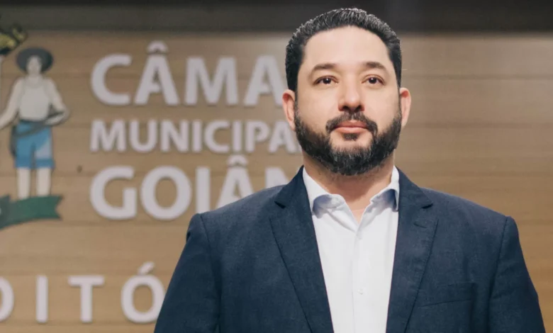 Thialu Guiotti consolida apoio e avança para a presidência da Câmara de Goiânia