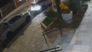 Tio imobiliza agressor de idoso em Goiânia após briga por vitória de Lula