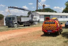 Trabalhador morre após descarga elétrica durante içamento de contêiner em Formosa