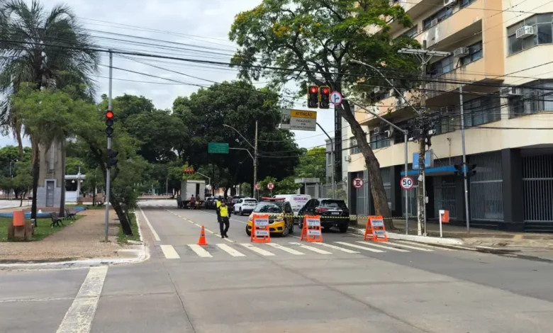 Trânsito em Goiânia terá bloqueios e desvios para o primeiro turno das eleições