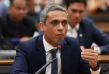 Tribunal regional eleitoral decide manter investigação e guarda de arquivos de campanha de Gustavo Gayer
