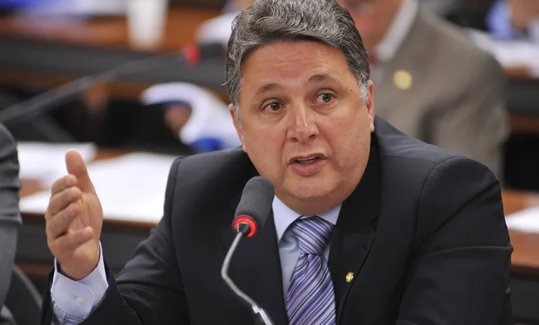 TSE julga pedido de desistência de Anthony Garotinho nesta quinta-feira