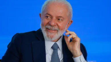 TSE proíbe Globo de exibir púlpito vazio de Lula em debate presidencial