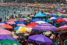 Turismo nacional fatura recordes bilionários e impulsiona alta