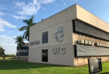 UFG paralisa atividades letivas na véspera do segundo turno para auxiliar deslocamento geral