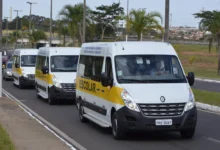 Vans escolares vistoriadas em Goiânia terão adesivo de identificação