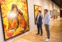 Vila Cultural Cora Coralina exibe 60 obras inéditas de Vik Muniz com entrada gratuita até 2027