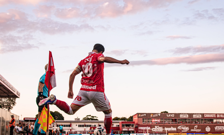 Vila Nova busca o acesso direto à Série a na reta final do campeonato