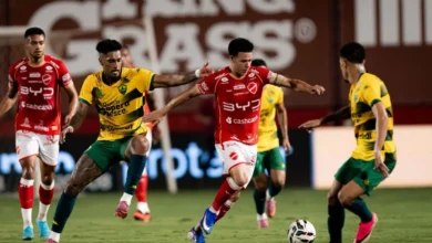Vila Nova e Cuiabá empatam sem gols em primeiro tempo de alta intensidade