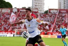 Vila Nova perde para o Novorizontino no primeiro tempo e cede a liderança da Série B