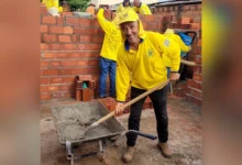 Voluntários de Goiânia superam a marca de 200 casas construídas para famílias carentes