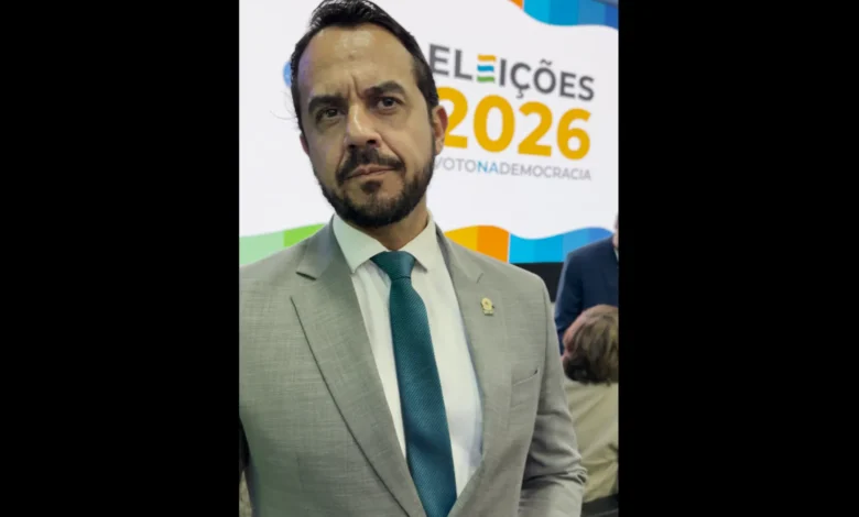 Votação em Goiás pode seguir até 19h em seções com filas, aponta magistrado