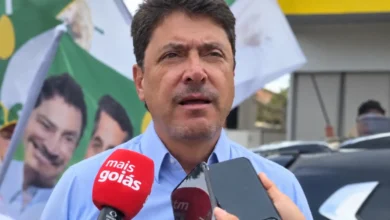 Wilder Morais encerra primeiro turno reafirmando alinhamento com o bolsonarismo em Goiás
