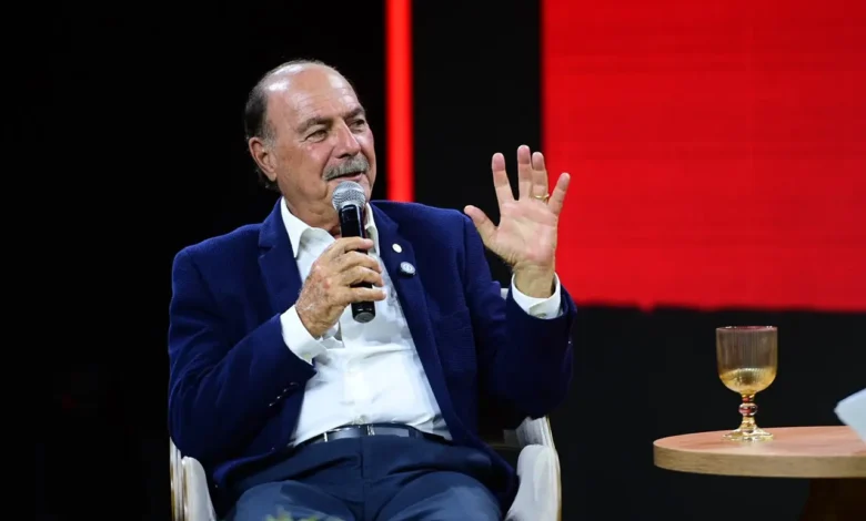 Zacharias Calil propõe expansão de policlínicas e fortalecimento do atendimento em trauma